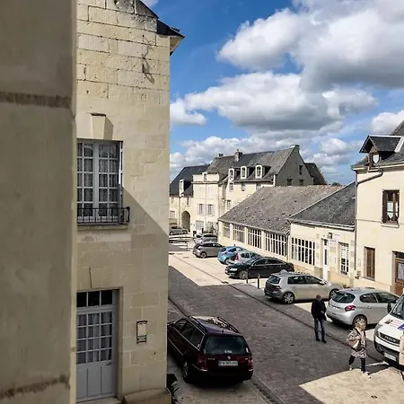 Maison Traditionnelle Centre Montsoreau Extérieur photo