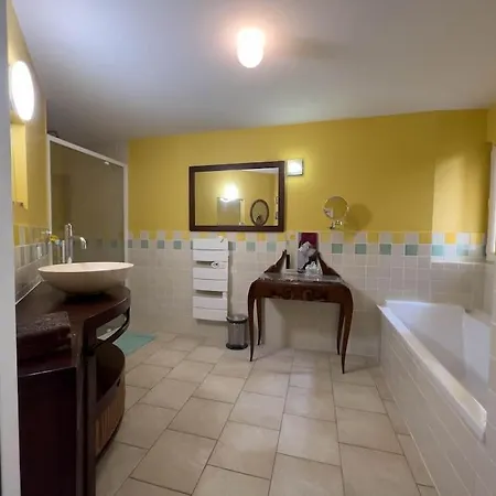 Maison Traditionnelle Centre Montsoreau Extérieur photo